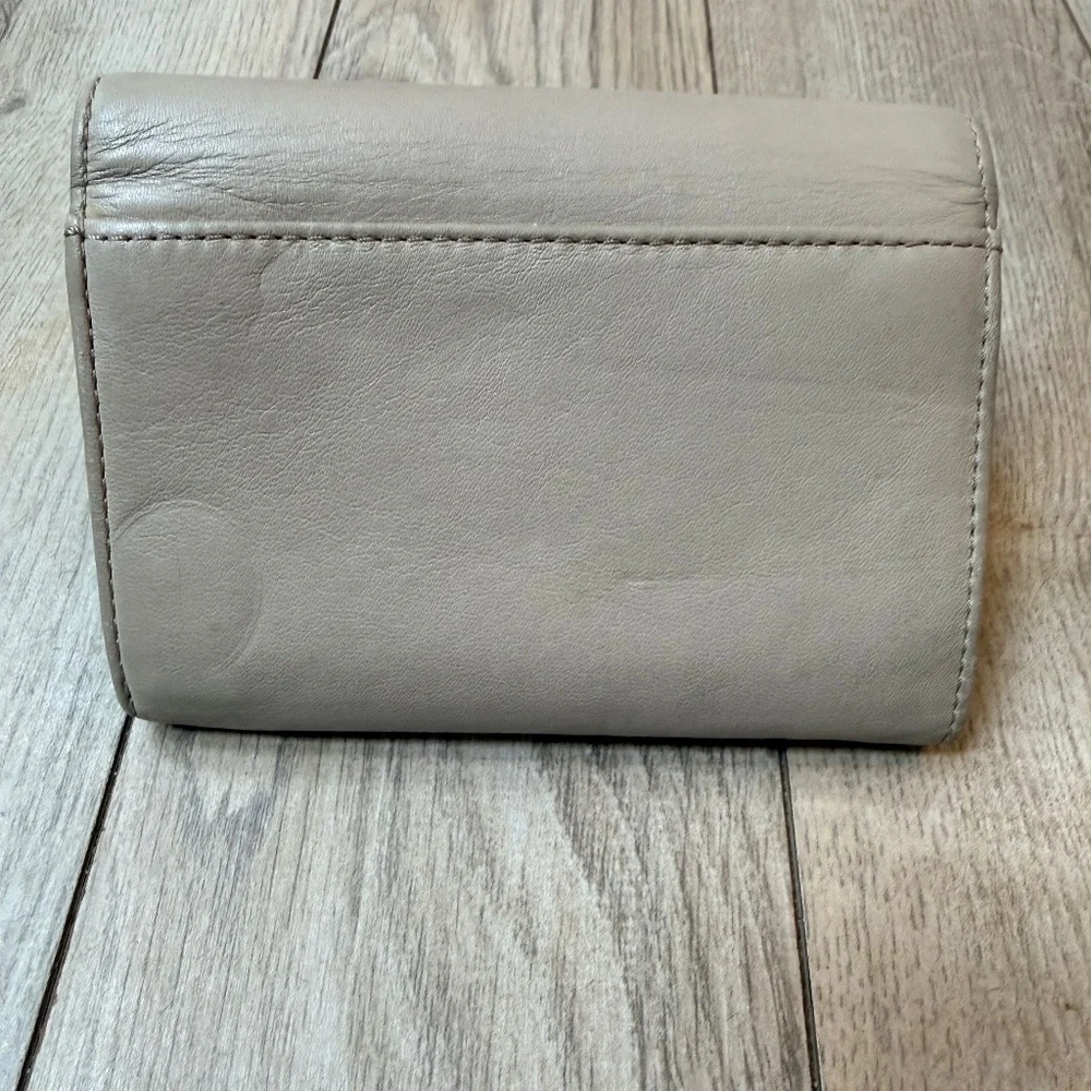 Authentic Coach beige wallet